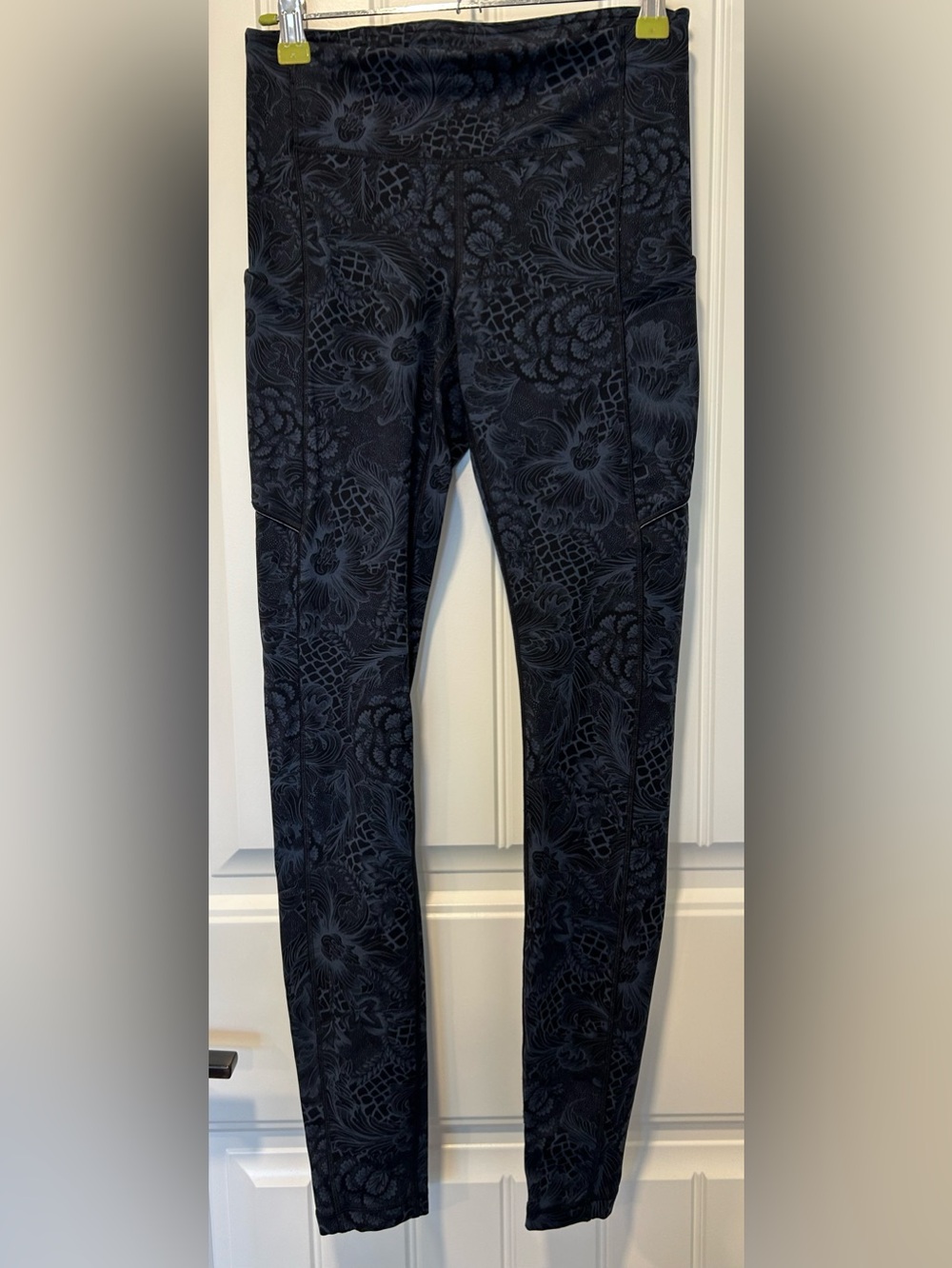 Lululemon leggings dark blue floral print